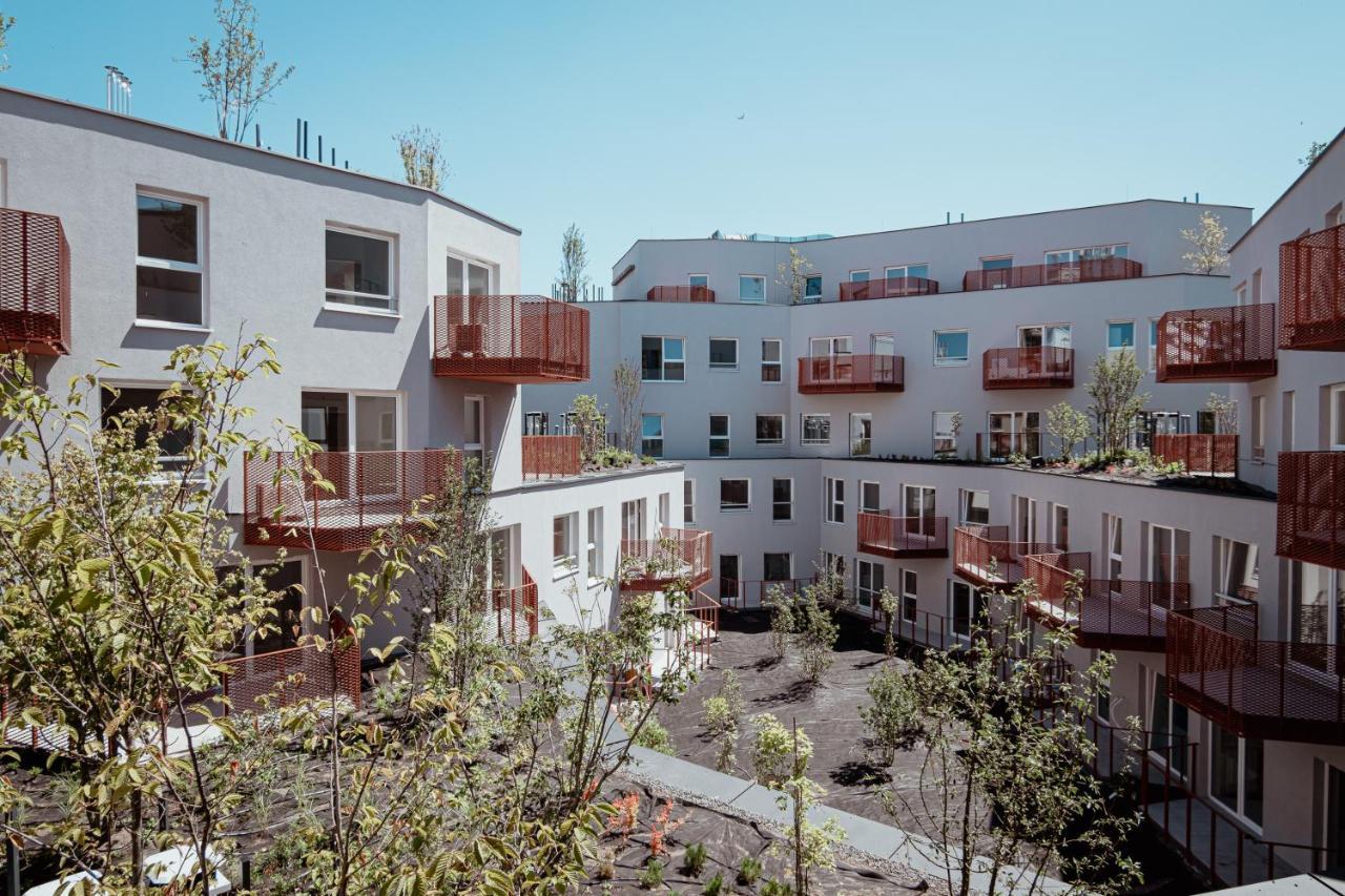 Homewell Apartments Game And Movie Poznań Esterno foto